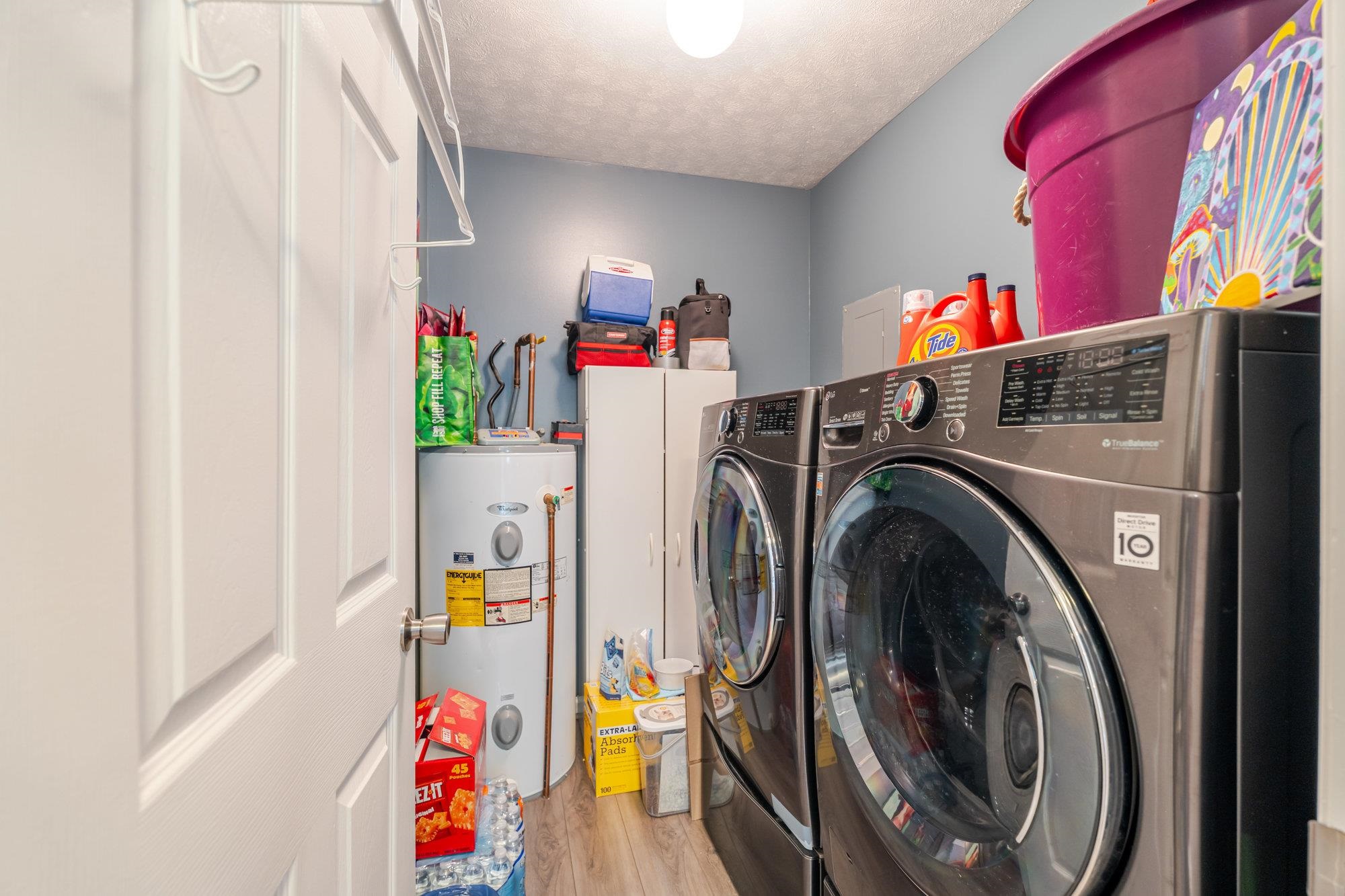 302 14TH ST, GROTTOES, Virginia 24441, 3 Bedrooms Bedrooms, ,2 BathroomsBathrooms,Residential,302 14TH ST,666830 MLS # 666830
