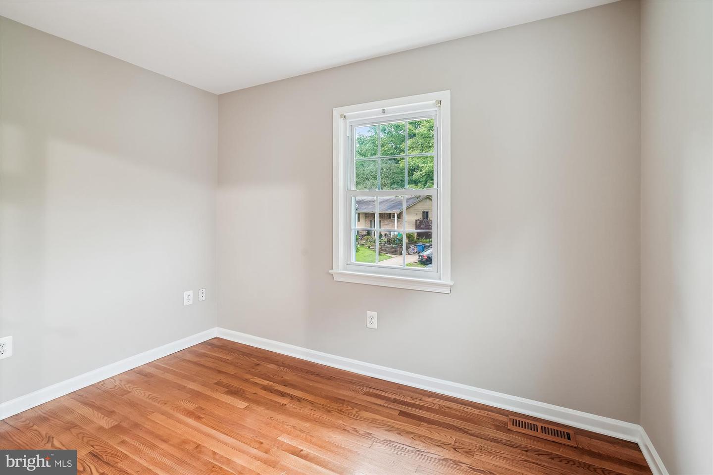 2502 DOVER CT, WOODBRIDGE, Virginia 22192, 4 Bedrooms Bedrooms, ,2 BathroomsBathrooms,Residential,For sale,2502 DOVER CT,VAPW2095832 MLS # VAPW2095832