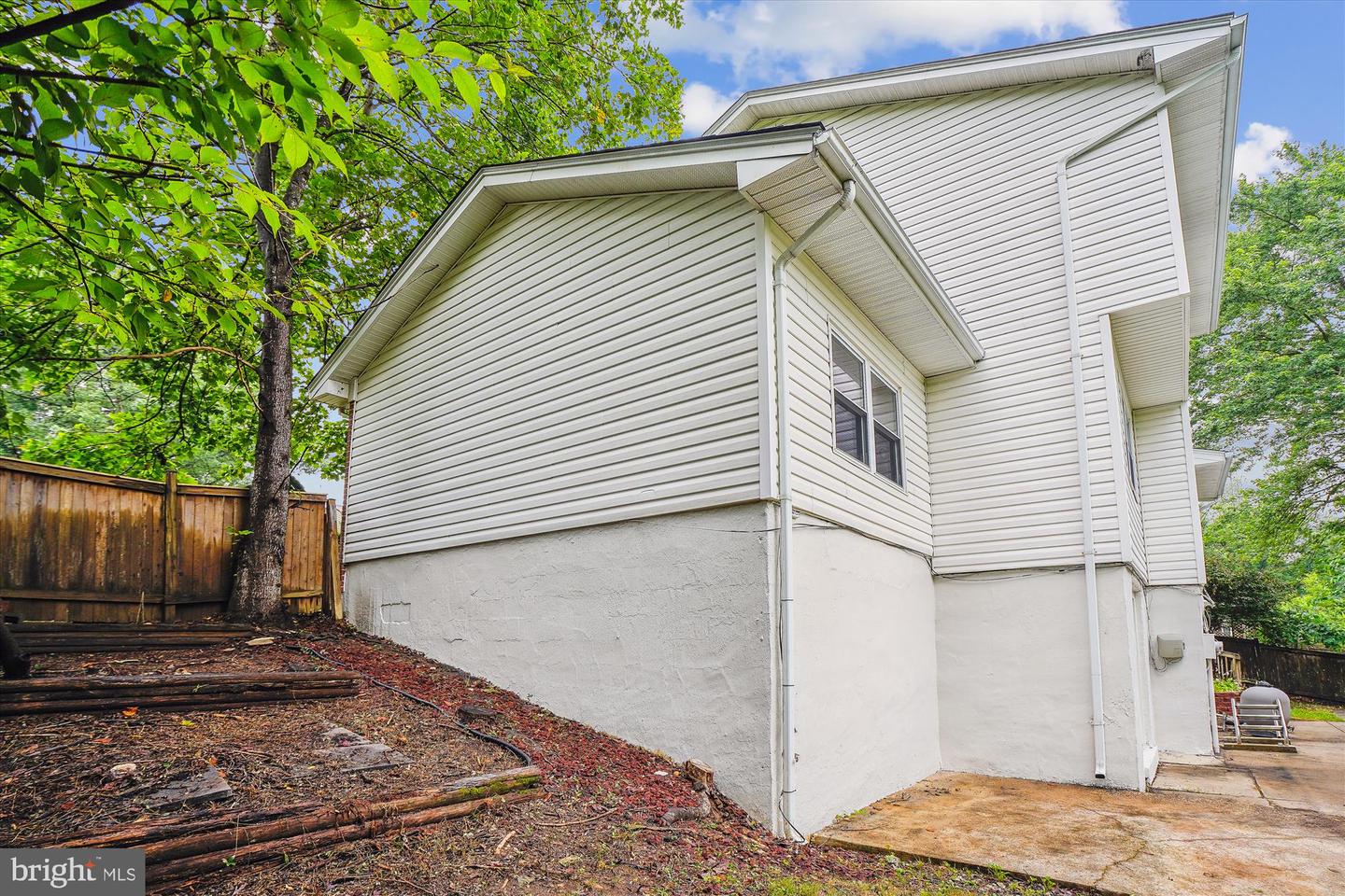 2502 DOVER CT, WOODBRIDGE, Virginia 22192, 4 Bedrooms Bedrooms, ,2 BathroomsBathrooms,Residential,For sale,2502 DOVER CT,VAPW2095832 MLS # VAPW2095832