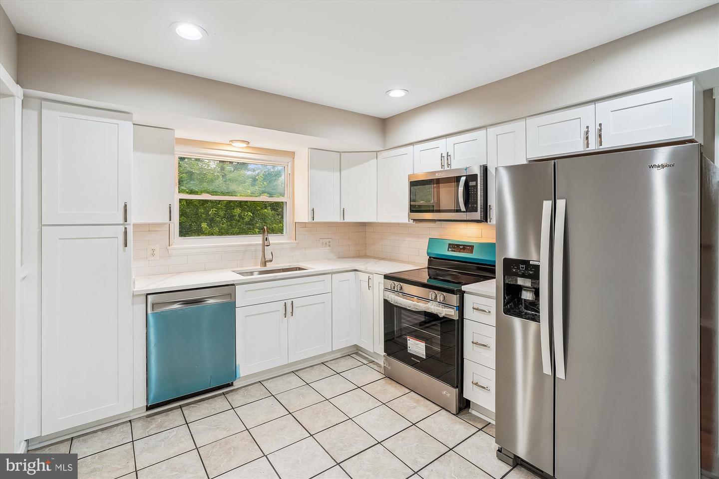 2502 DOVER CT, WOODBRIDGE, Virginia 22192, 4 Bedrooms Bedrooms, ,2 BathroomsBathrooms,Residential,For sale,2502 DOVER CT,VAPW2095832 MLS # VAPW2095832