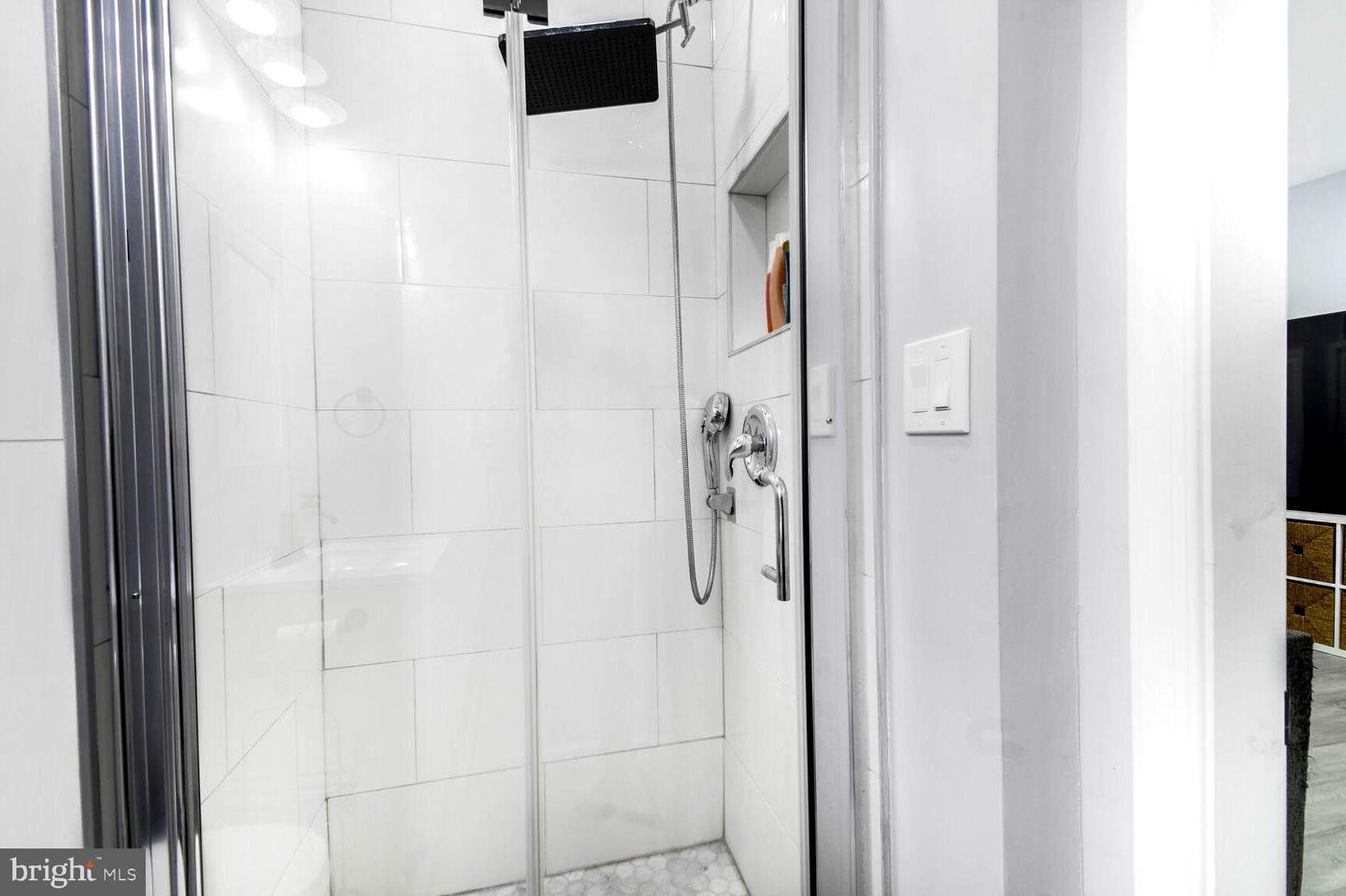 4120 14TH ST NW #33, WASHINGTON, District Of Columbia 20011, 1 Bedroom Bedrooms, ,1 BathroomBathrooms,Residential,For sale,4120 14TH ST NW #33,DCDC2206172 MLS # DCDC2206172