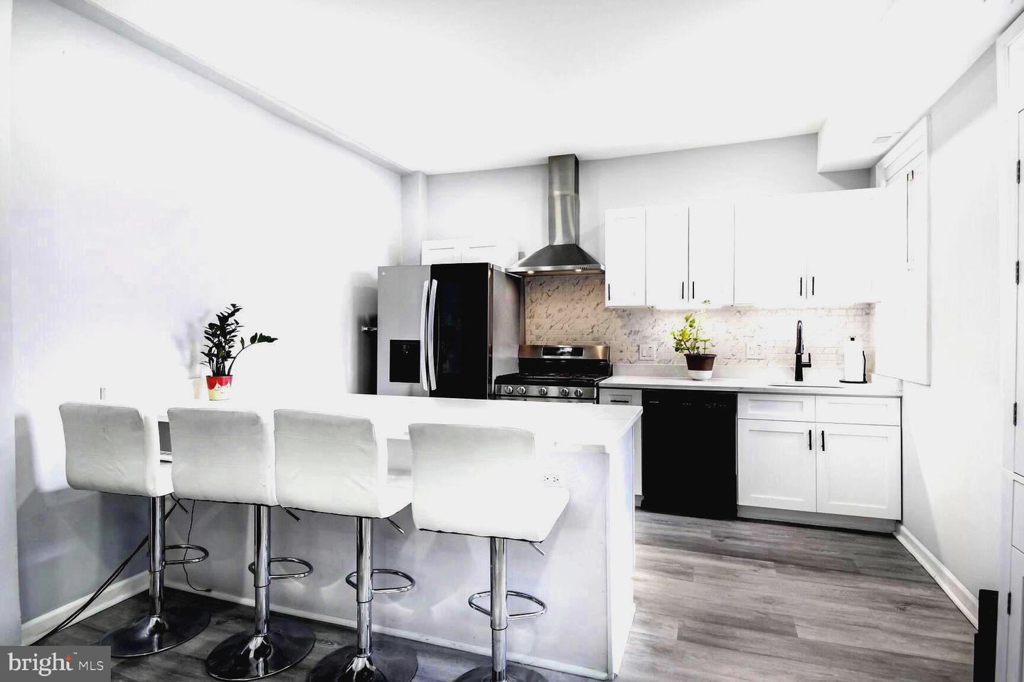 4120 14TH ST NW #33, WASHINGTON, District Of Columbia 20011, 1 Bedroom Bedrooms, ,1 BathroomBathrooms,Residential,For sale,4120 14TH ST NW #33,DCDC2206172 MLS # DCDC2206172