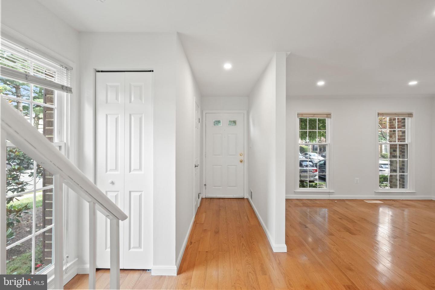 7833 BYRDS NEST PASS, ANNANDALE, Virginia 22003, 3 Bedrooms Bedrooms, ,3 BathroomsBathrooms,Residential,For sale,7833 BYRDS NEST PASS,VAFX2248838 MLS # VAFX2248838
