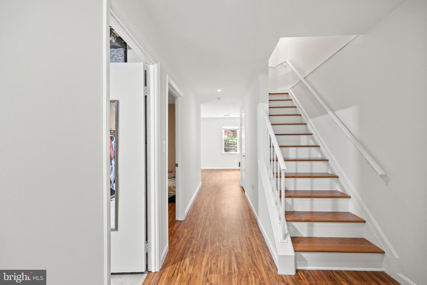7833 BYRDS NEST PASS, ANNANDALE, Virginia 22003, 3 Bedrooms Bedrooms, ,3 BathroomsBathrooms,Residential,For sale,7833 BYRDS NEST PASS,VAFX2248838 MLS # VAFX2248838