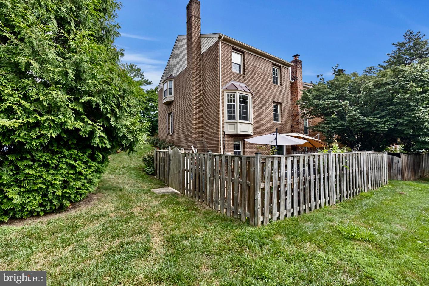 7833 BYRDS NEST PASS, ANNANDALE, Virginia 22003, 3 Bedrooms Bedrooms, ,3 BathroomsBathrooms,Residential,For sale,7833 BYRDS NEST PASS,VAFX2248838 MLS # VAFX2248838