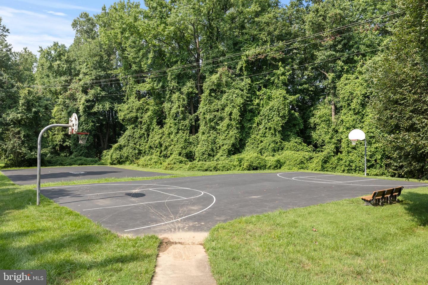 7833 BYRDS NEST PASS, ANNANDALE, Virginia 22003, 3 Bedrooms Bedrooms, ,3 BathroomsBathrooms,Residential,For sale,7833 BYRDS NEST PASS,VAFX2248838 MLS # VAFX2248838