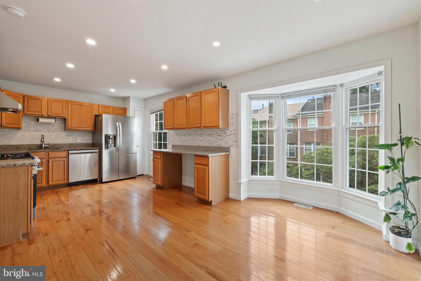 7833 BYRDS NEST PASS, ANNANDALE, Virginia 22003, 3 Bedrooms Bedrooms, ,3 BathroomsBathrooms,Residential,For sale,7833 BYRDS NEST PASS,VAFX2248838 MLS # VAFX2248838