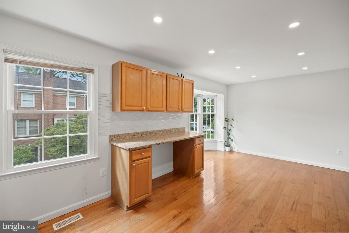 7833 BYRDS NEST PASS, ANNANDALE, Virginia 22003, 3 Bedrooms Bedrooms, ,3 BathroomsBathrooms,Residential,For sale,7833 BYRDS NEST PASS,VAFX2248838 MLS # VAFX2248838