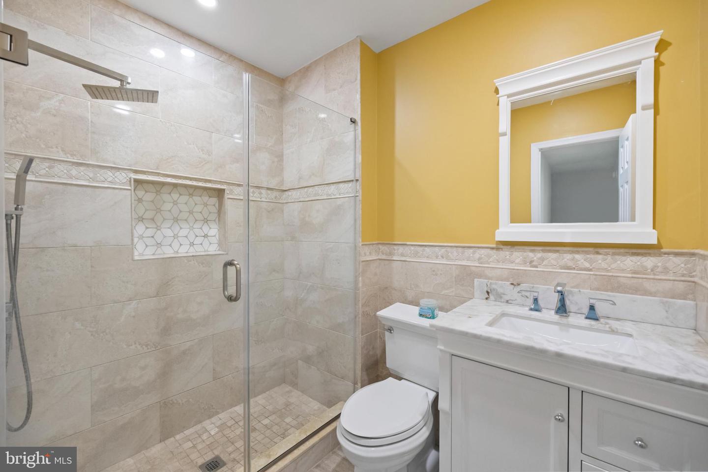 7833 BYRDS NEST PASS, ANNANDALE, Virginia 22003, 3 Bedrooms Bedrooms, ,3 BathroomsBathrooms,Residential,For sale,7833 BYRDS NEST PASS,VAFX2248838 MLS # VAFX2248838