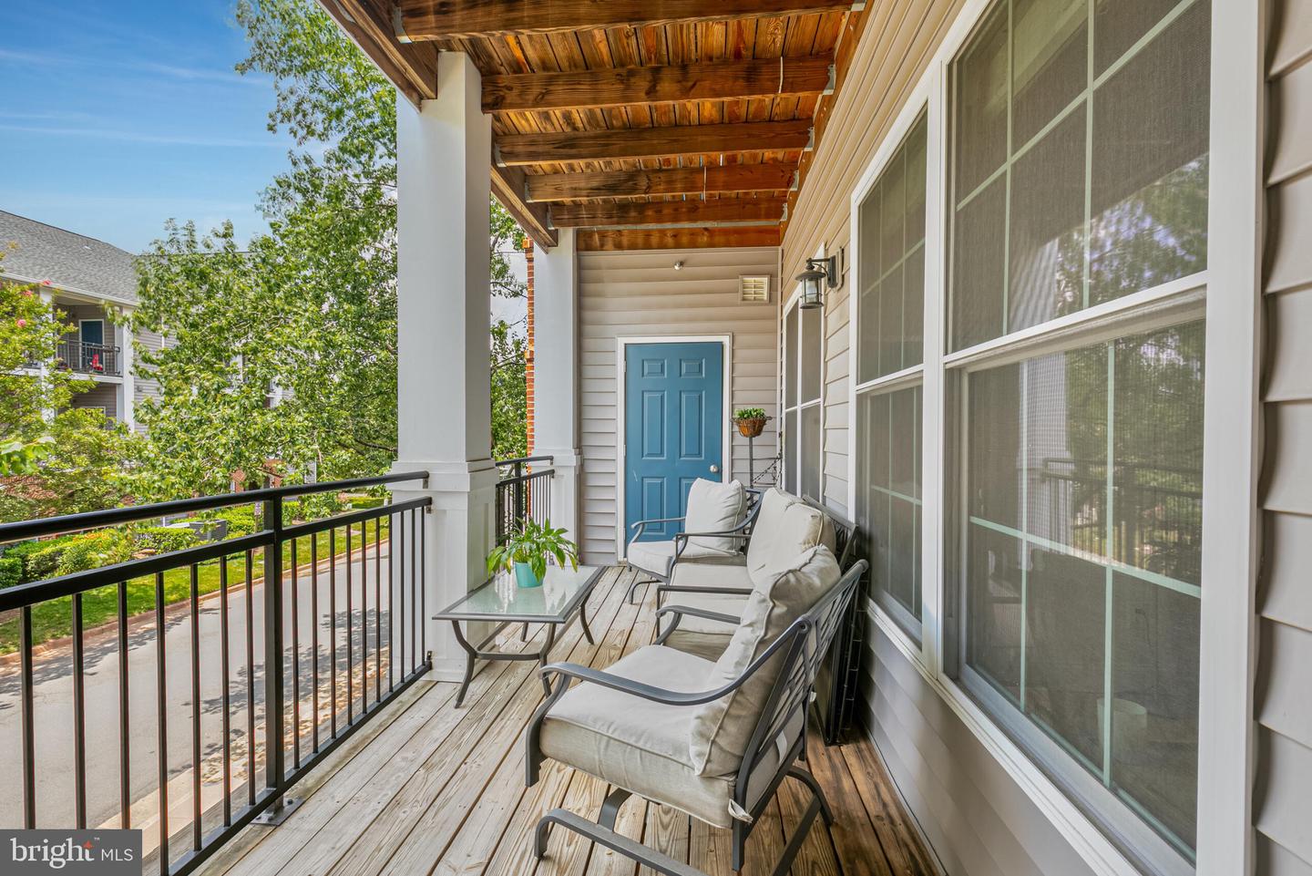 20419 RIVERBEND SQ #202, STERLING, Virginia 20165, 2 Bedrooms Bedrooms, ,2 BathroomsBathrooms,Residential,For sale,20419 RIVERBEND SQ #202,VALO2100982 MLS # VALO2100982