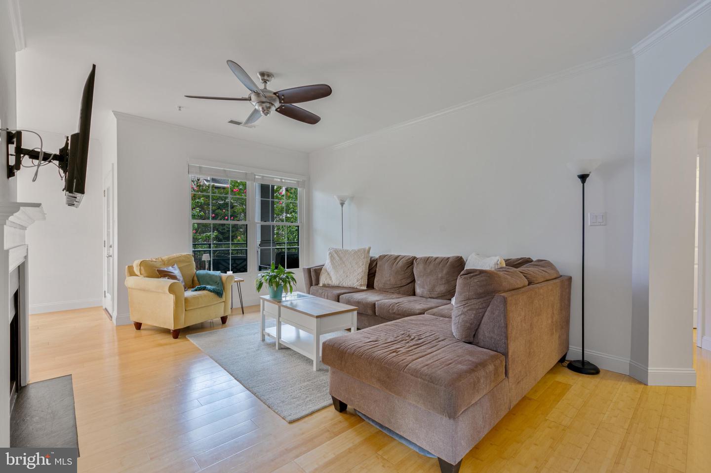 20419 RIVERBEND SQ #202, STERLING, Virginia 20165, 2 Bedrooms Bedrooms, ,2 BathroomsBathrooms,Residential,For sale,20419 RIVERBEND SQ #202,VALO2100982 MLS # VALO2100982