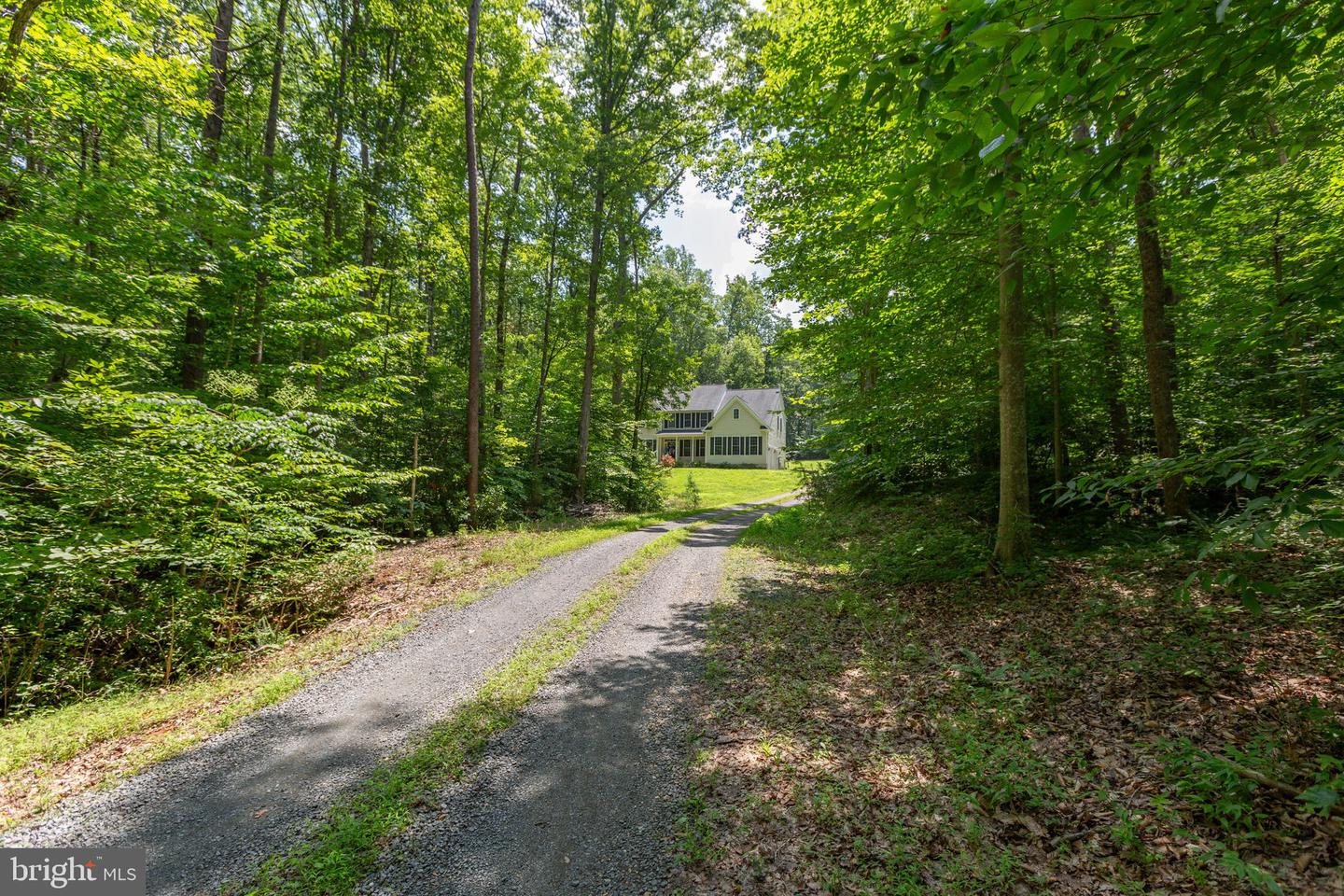 39 TIMBERIDGE DR, FREDERICKSBURG, Virginia 22406, 4 Bedrooms Bedrooms, ,4 BathroomsBathrooms,Residential,For sale,39 TIMBERIDGE DR,VAST2040560 MLS # VAST2040560