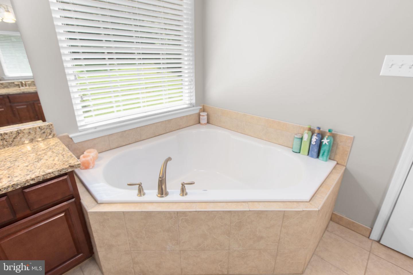 39 TIMBERIDGE DR, FREDERICKSBURG, Virginia 22406, 4 Bedrooms Bedrooms, ,4 BathroomsBathrooms,Residential,For sale,39 TIMBERIDGE DR,VAST2040560 MLS # VAST2040560