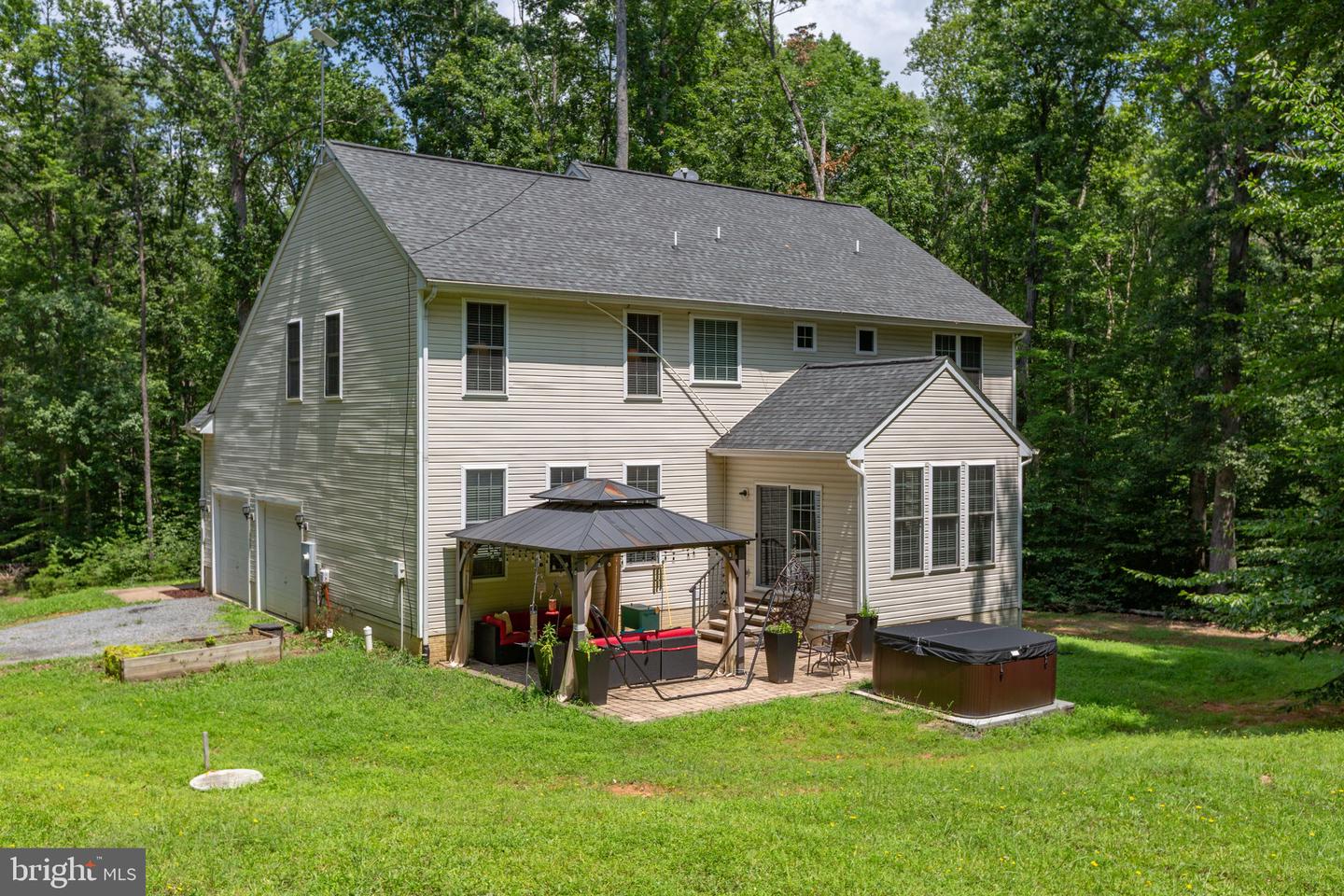 39 TIMBERIDGE DR, FREDERICKSBURG, Virginia 22406, 4 Bedrooms Bedrooms, ,4 BathroomsBathrooms,Residential,For sale,39 TIMBERIDGE DR,VAST2040560 MLS # VAST2040560