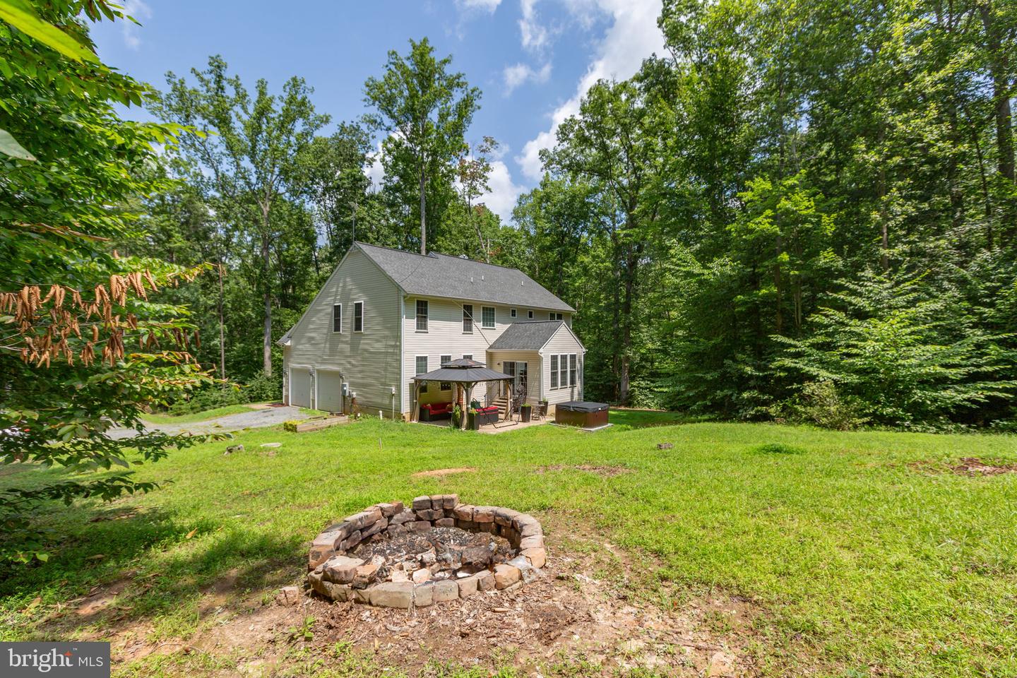 39 TIMBERIDGE DR, FREDERICKSBURG, Virginia 22406, 4 Bedrooms Bedrooms, ,4 BathroomsBathrooms,Residential,For sale,39 TIMBERIDGE DR,VAST2040560 MLS # VAST2040560