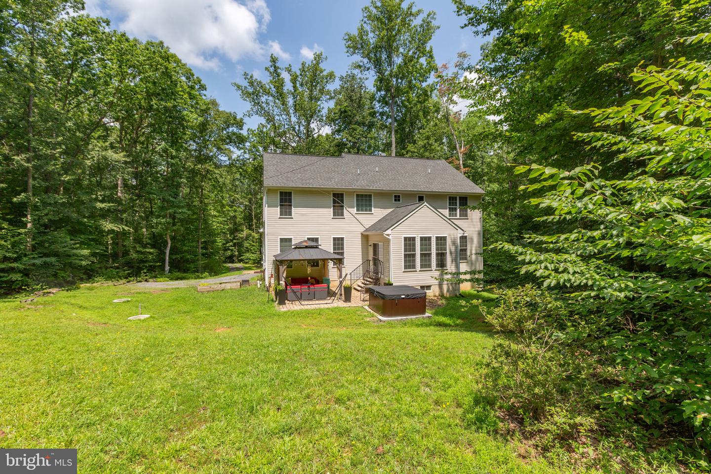 39 TIMBERIDGE DR, FREDERICKSBURG, Virginia 22406, 4 Bedrooms Bedrooms, ,4 BathroomsBathrooms,Residential,For sale,39 TIMBERIDGE DR,VAST2040560 MLS # VAST2040560