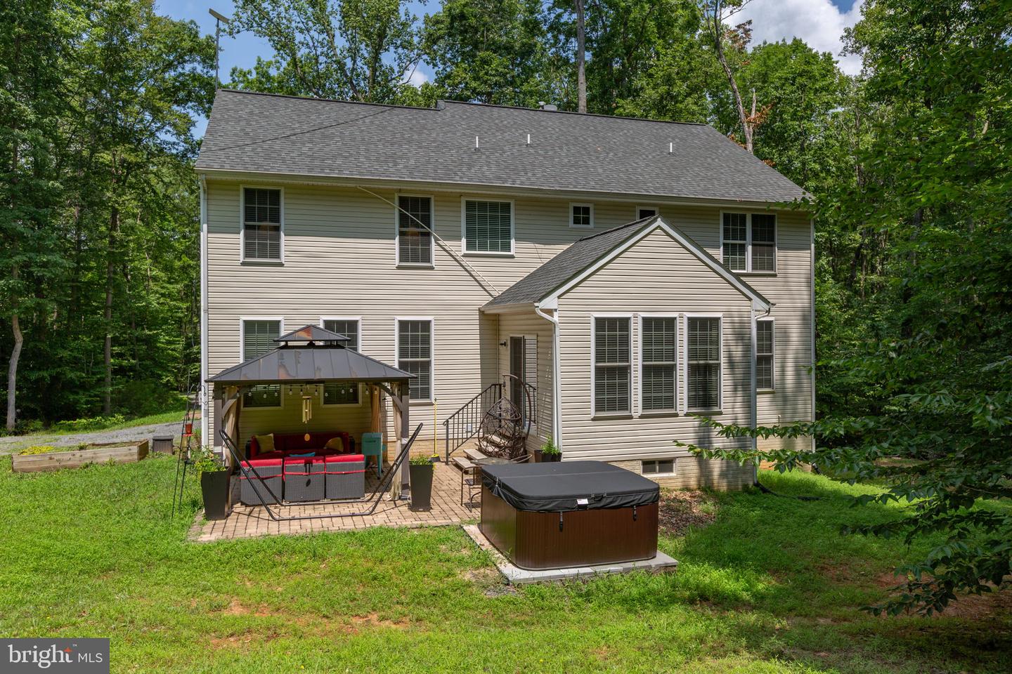 39 TIMBERIDGE DR, FREDERICKSBURG, Virginia 22406, 4 Bedrooms Bedrooms, ,4 BathroomsBathrooms,Residential,For sale,39 TIMBERIDGE DR,VAST2040560 MLS # VAST2040560