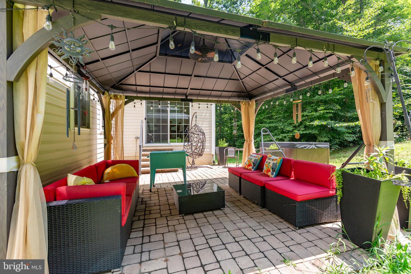 39 TIMBERIDGE DR, FREDERICKSBURG, Virginia 22406, 4 Bedrooms Bedrooms, ,4 BathroomsBathrooms,Residential,For sale,39 TIMBERIDGE DR,VAST2040560 MLS # VAST2040560