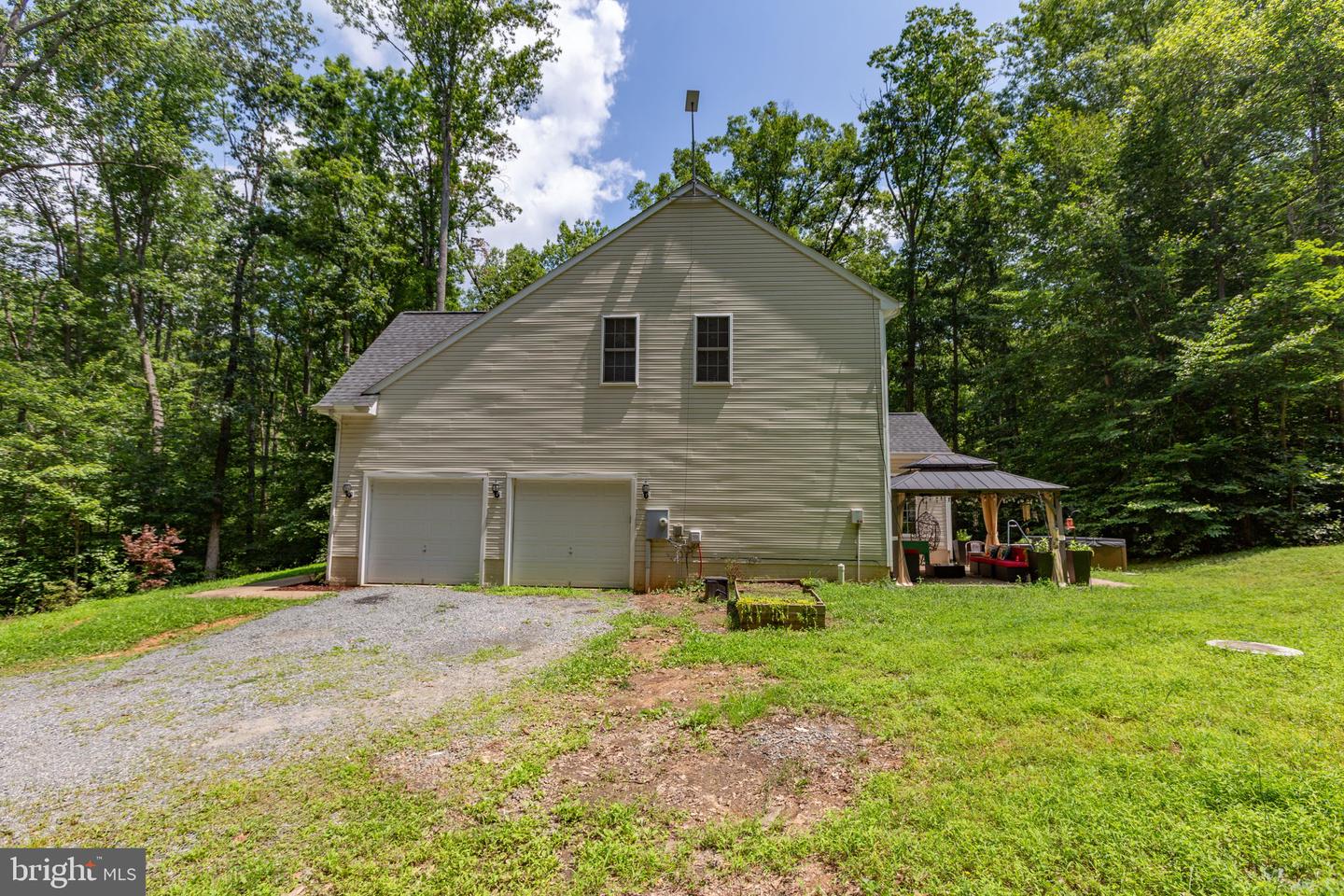 39 TIMBERIDGE DR, FREDERICKSBURG, Virginia 22406, 4 Bedrooms Bedrooms, ,4 BathroomsBathrooms,Residential,For sale,39 TIMBERIDGE DR,VAST2040560 MLS # VAST2040560