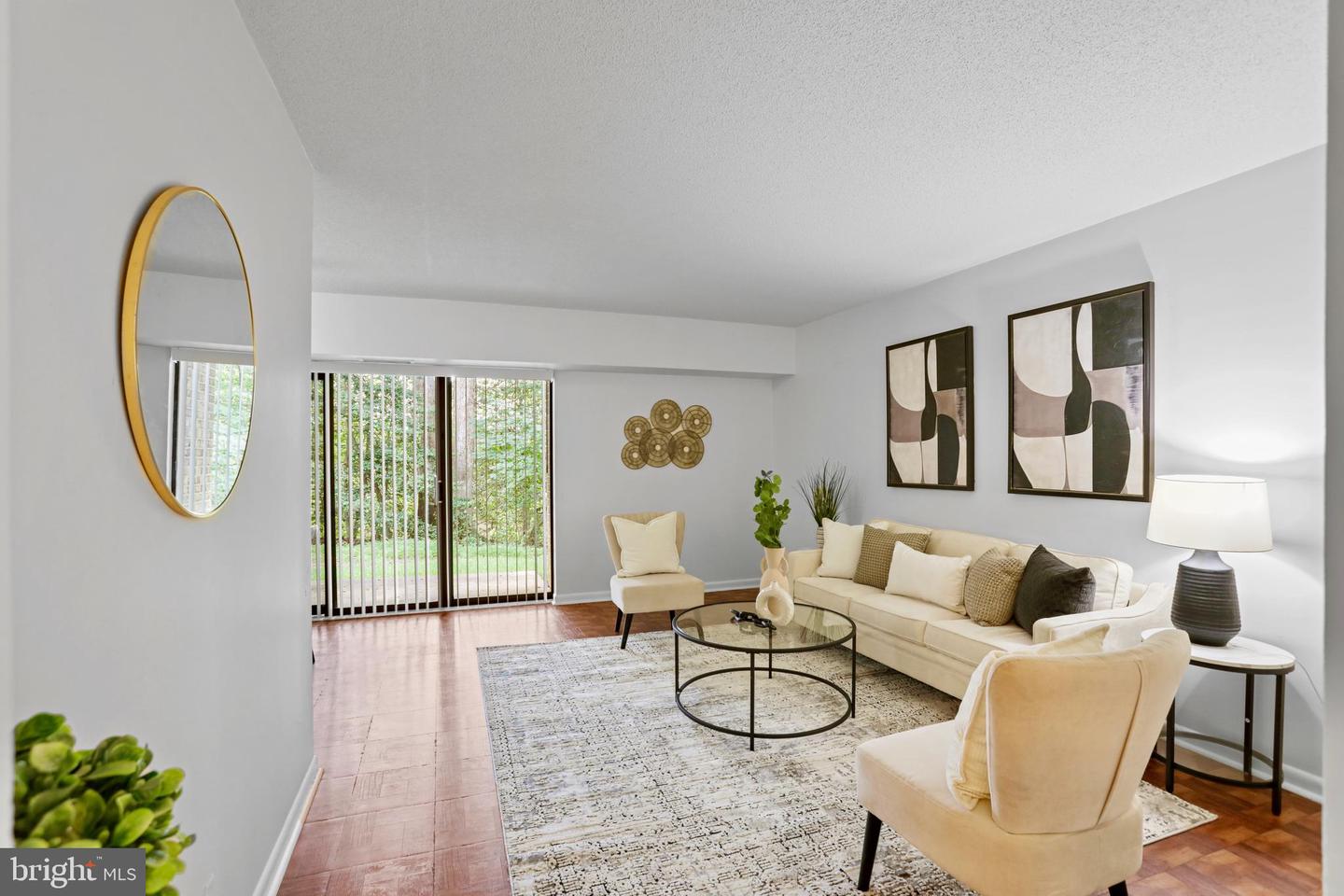 2216 CASTLE ROCK SQ #2B, RESTON, Virginia 20191, 2 Bedrooms Bedrooms, ,2 BathroomsBathrooms,Residential,For sale,2216 CASTLE ROCK SQ #2B,VAFX2254318 MLS # VAFX2254318