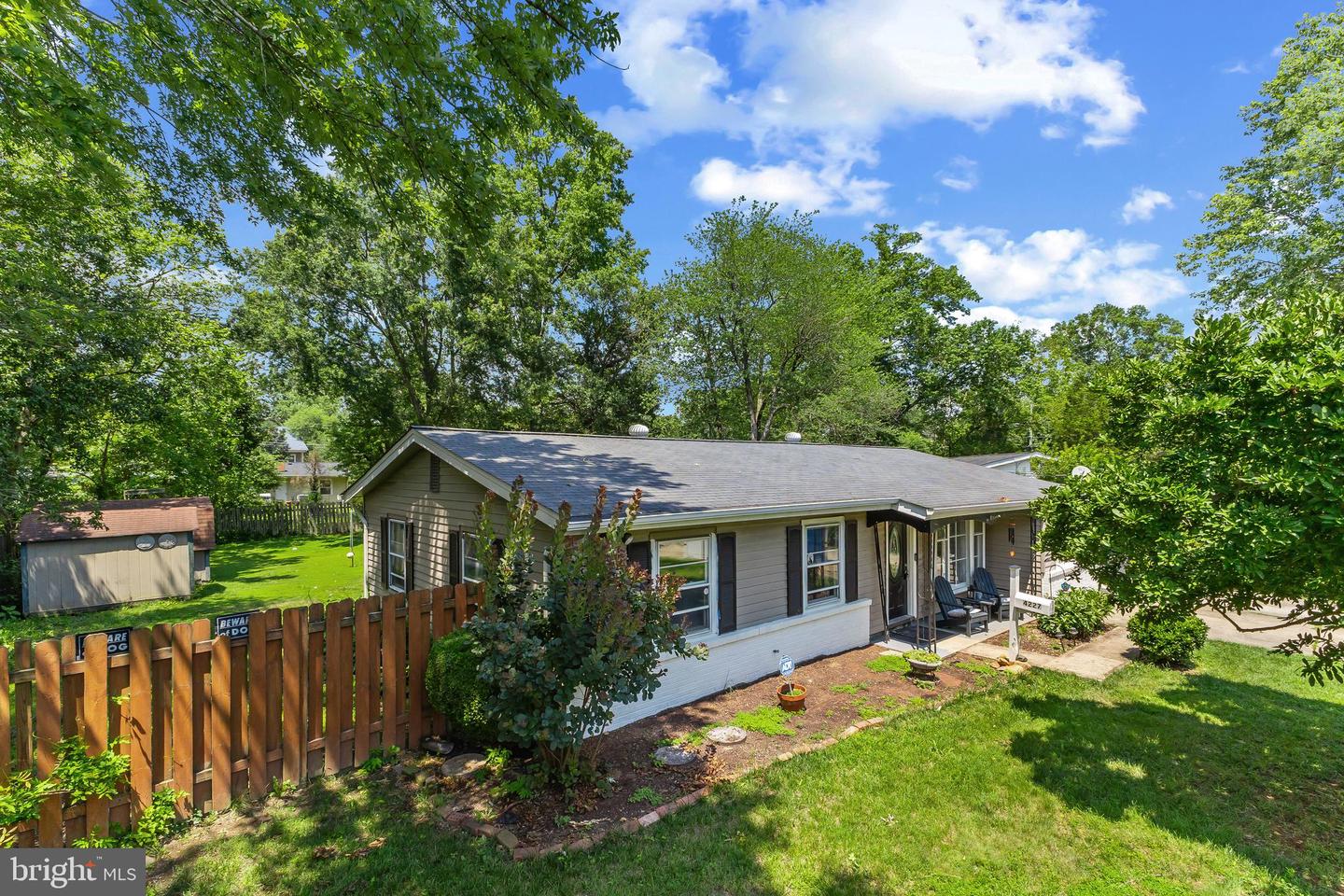 4227 FAIRGLEN DR, ALEXANDRIA, Virginia 22309, 4 Bedrooms Bedrooms, ,2 BathroomsBathrooms,Residential,For sale,4227 FAIRGLEN DR,VAFX2254462 MLS # VAFX2254462