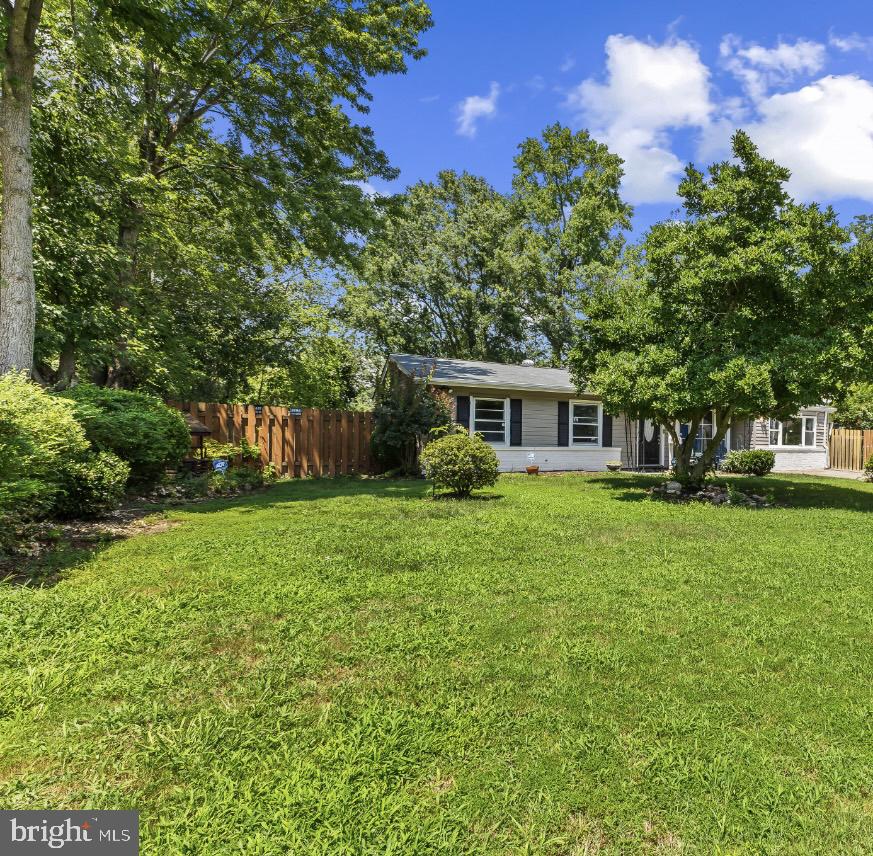 4227 FAIRGLEN DR, ALEXANDRIA, Virginia 22309, 4 Bedrooms Bedrooms, ,2 BathroomsBathrooms,Residential,For sale,4227 FAIRGLEN DR,VAFX2254462 MLS # VAFX2254462