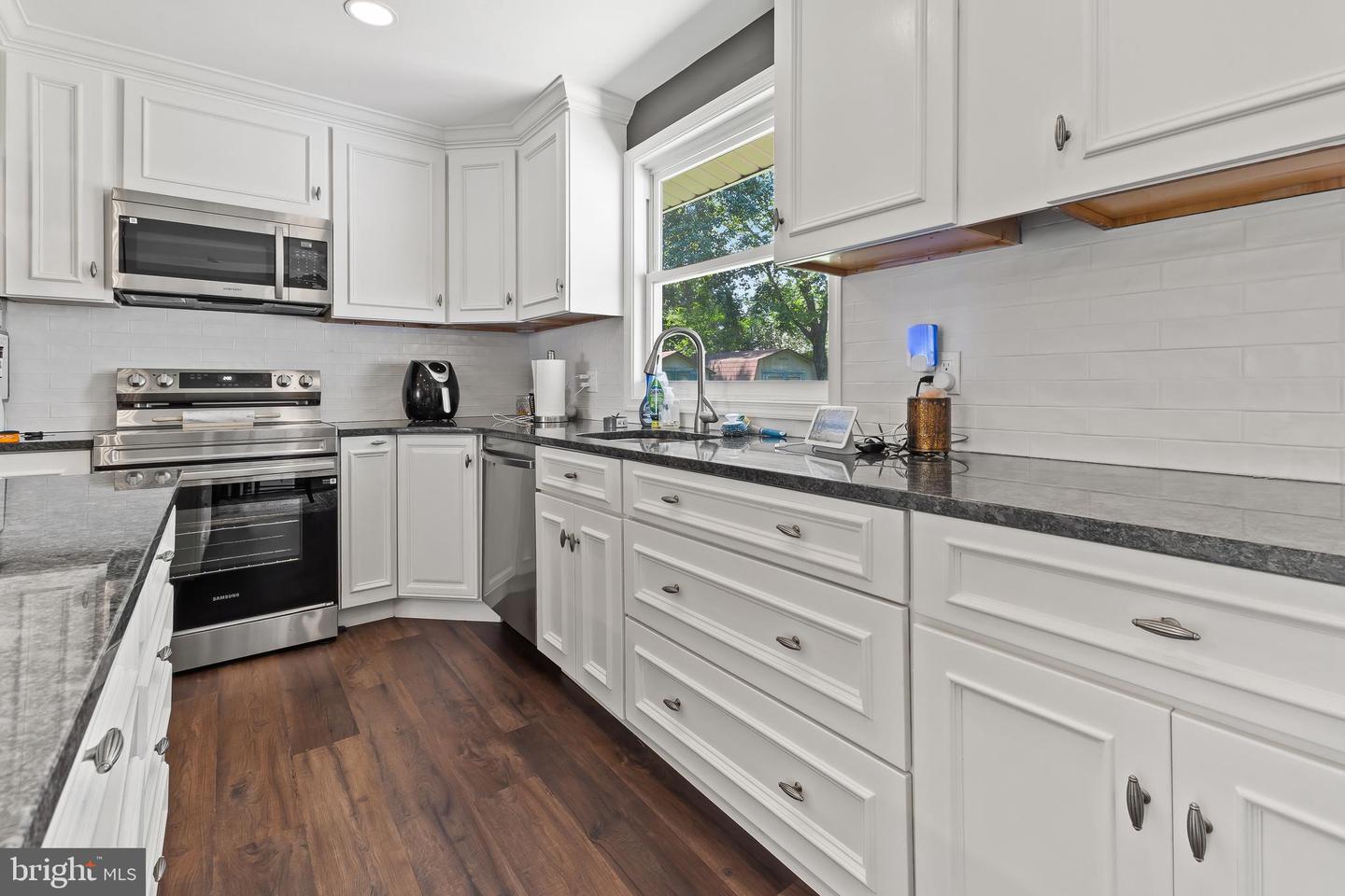 4227 FAIRGLEN DR, ALEXANDRIA, Virginia 22309, 4 Bedrooms Bedrooms, ,2 BathroomsBathrooms,Residential,For sale,4227 FAIRGLEN DR,VAFX2254462 MLS # VAFX2254462
