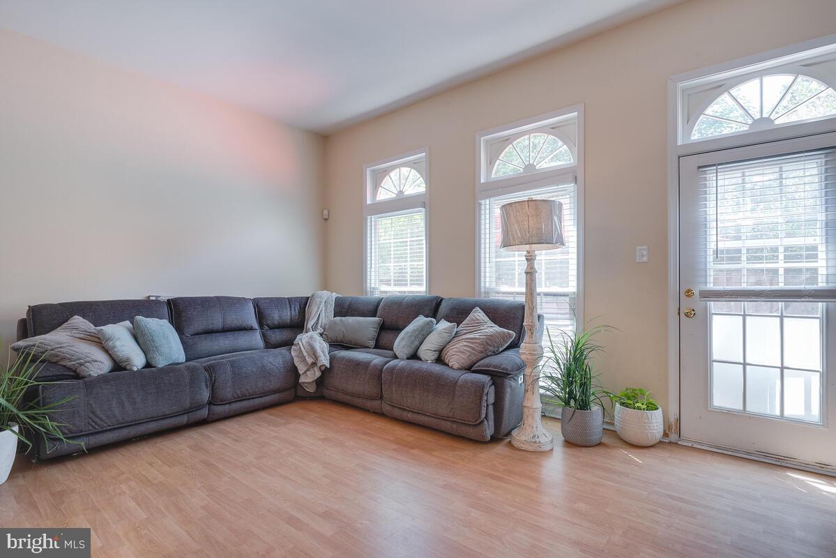 2604 WINDBREAK DR, ALEXANDRIA, Virginia 22306, 4 Bedrooms Bedrooms, ,2 BathroomsBathrooms,Residential,For sale,2604 WINDBREAK DR,VAFX2254650 MLS # VAFX2254650