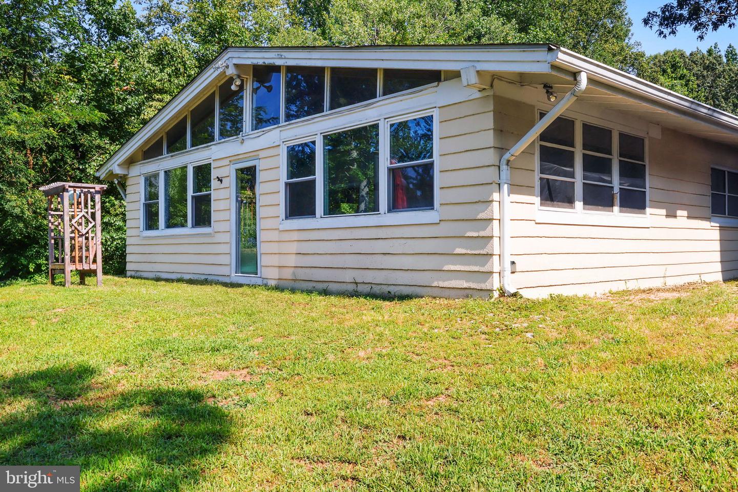 5898 COVE HARBOUR DR, KING GEORGE, Virginia 22485, 3 Bedrooms Bedrooms, 3 Rooms Rooms,2 BathroomsBathrooms,Residential,For sale,5898 COVE HARBOUR DR,VAKG2006698 MLS # VAKG2006698