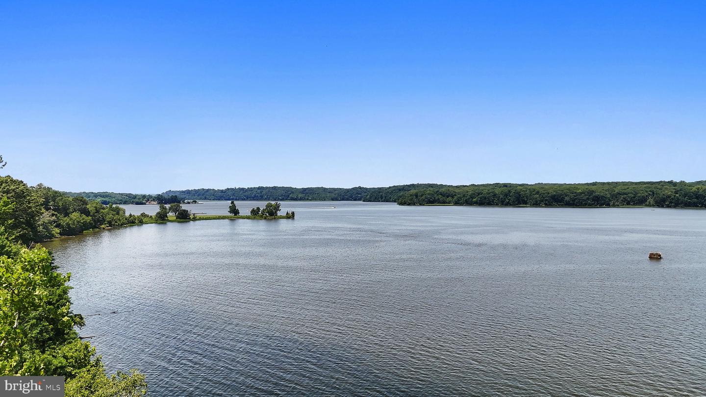 5898 COVE HARBOUR DR, KING GEORGE, Virginia 22485, 3 Bedrooms Bedrooms, 3 Rooms Rooms,2 BathroomsBathrooms,Residential,For sale,5898 COVE HARBOUR DR,VAKG2006698 MLS # VAKG2006698