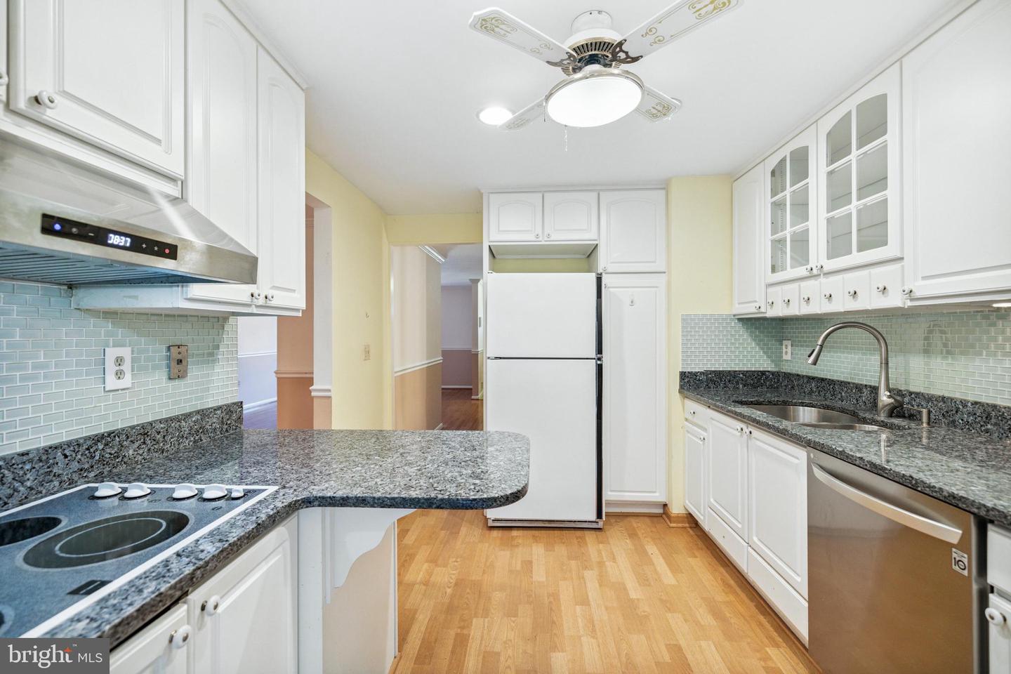 9420 CANDLEBERRY CT, BURKE, Virginia 22015, 3 Bedrooms Bedrooms, ,2 BathroomsBathrooms,Residential,For sale,9420 CANDLEBERRY CT,VAFX2254952 MLS # VAFX2254952