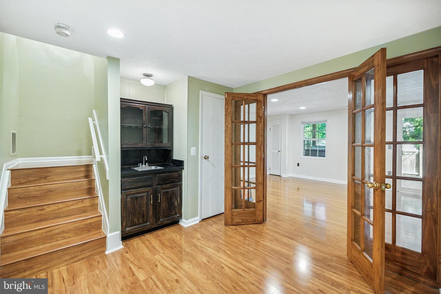 9420 CANDLEBERRY CT, BURKE, Virginia 22015, 3 Bedrooms Bedrooms, ,2 BathroomsBathrooms,Residential,For sale,9420 CANDLEBERRY CT,VAFX2254952 MLS # VAFX2254952