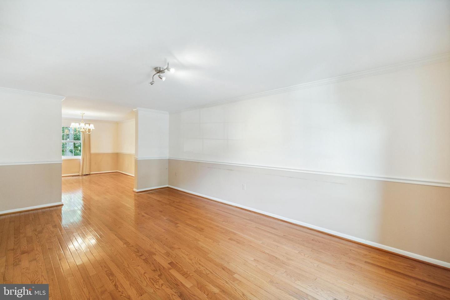 9420 CANDLEBERRY CT, BURKE, Virginia 22015, 3 Bedrooms Bedrooms, ,2 BathroomsBathrooms,Residential,For sale,9420 CANDLEBERRY CT,VAFX2254952 MLS # VAFX2254952