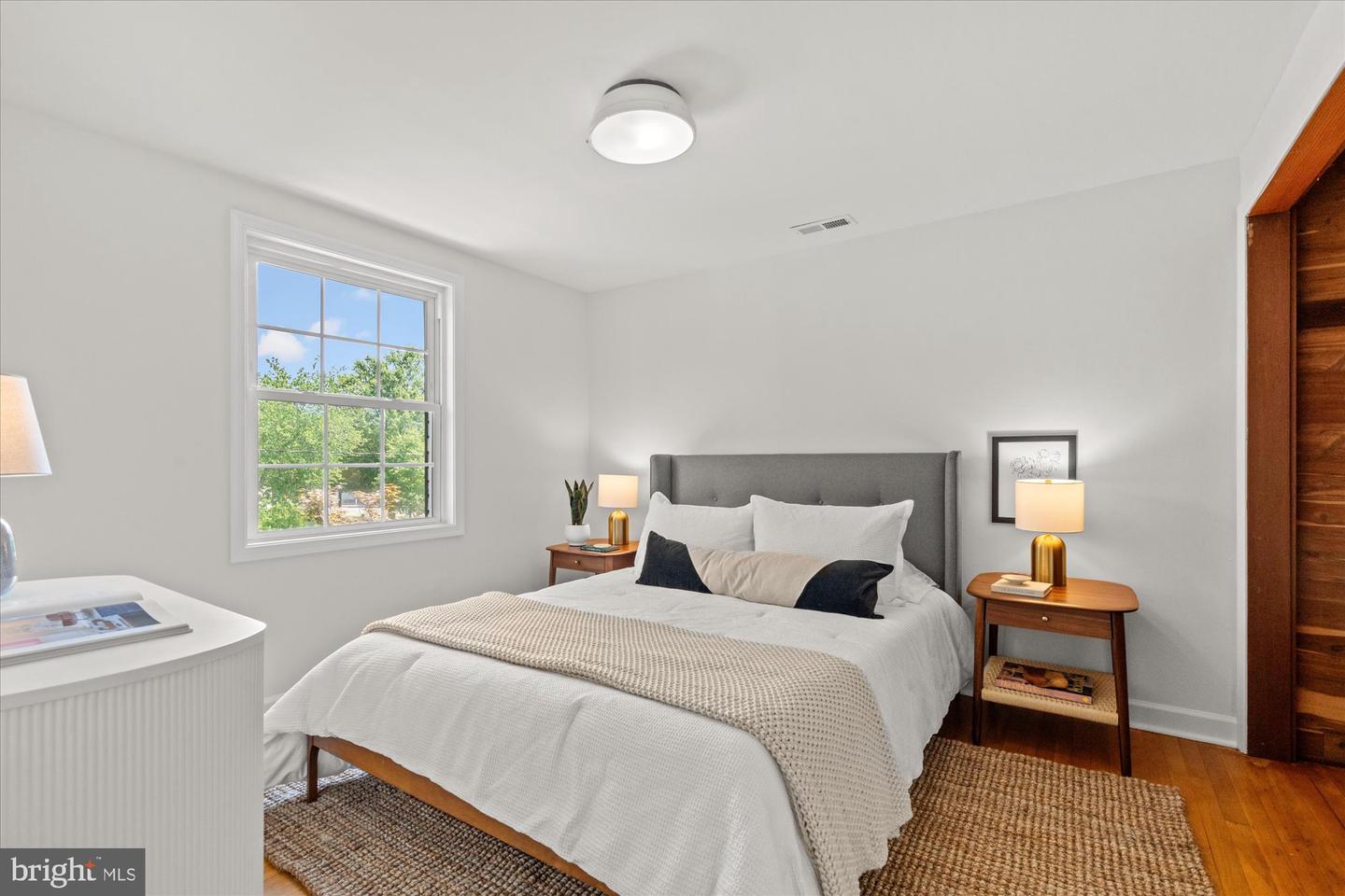 4 ANCELL ST, ALEXANDRIA, Virginia 22305, 3 Bedrooms Bedrooms, ,2 BathroomsBathrooms,Residential,For sale,4 ANCELL ST,VAAX2047396 MLS # VAAX2047396