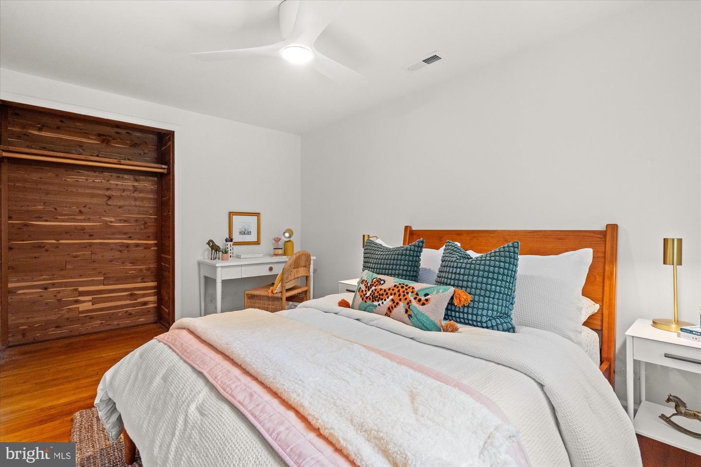 4 ANCELL ST, ALEXANDRIA, Virginia 22305, 3 Bedrooms Bedrooms, ,2 BathroomsBathrooms,Residential,For sale,4 ANCELL ST,VAAX2047396 MLS # VAAX2047396