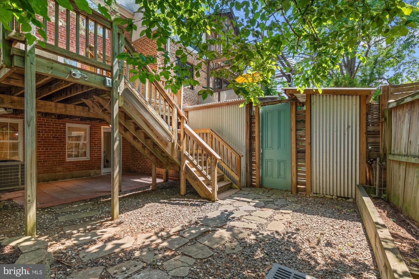 4 ANCELL ST, ALEXANDRIA, Virginia 22305, 3 Bedrooms Bedrooms, ,2 BathroomsBathrooms,Residential,For sale,4 ANCELL ST,VAAX2047396 MLS # VAAX2047396