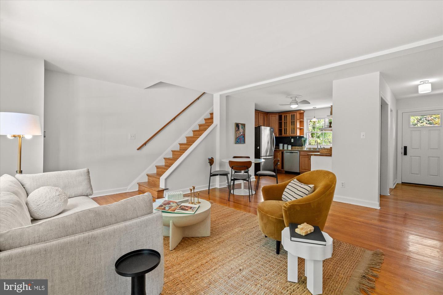 4 ANCELL ST, ALEXANDRIA, Virginia 22305, 3 Bedrooms Bedrooms, ,2 BathroomsBathrooms,Residential,For sale,4 ANCELL ST,VAAX2047396 MLS # VAAX2047396