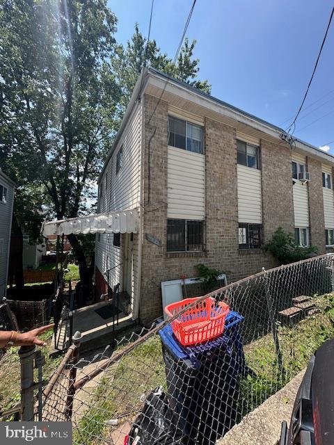 5303 JAY ST NE, WASHINGTON, District Of Columbia 20019, 4 Bedrooms Bedrooms, ,1 BathroomBathrooms,Residential,For sale,5303 JAY ST NE,DCDC2209968 MLS # DCDC2209968