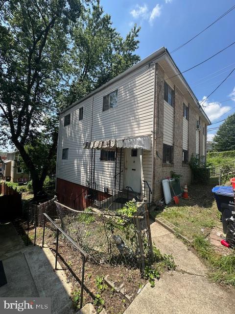 5303 JAY ST NE, WASHINGTON, District Of Columbia 20019, 4 Bedrooms Bedrooms, ,1 BathroomBathrooms,Residential,For sale,5303 JAY ST NE,DCDC2209968 MLS # DCDC2209968
