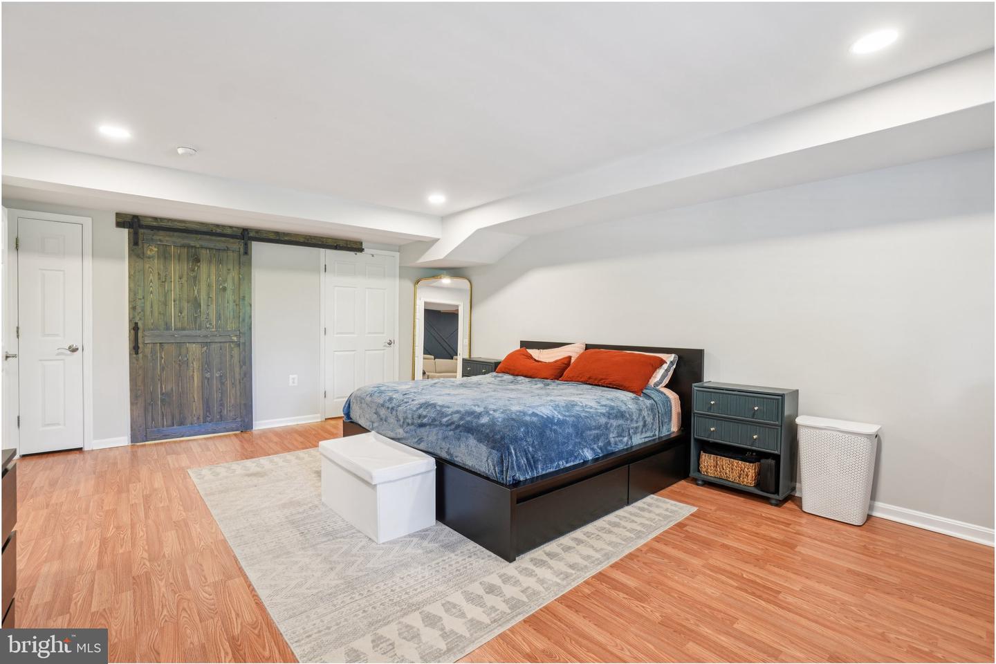 1501-B N VAN DORN ST, ALEXANDRIA, Virginia 22304, 1 Bedroom Bedrooms, ,1 BathroomBathrooms,Residential,For sale,1501-B N VAN DORN ST,VAAX2047426 MLS # VAAX2047426