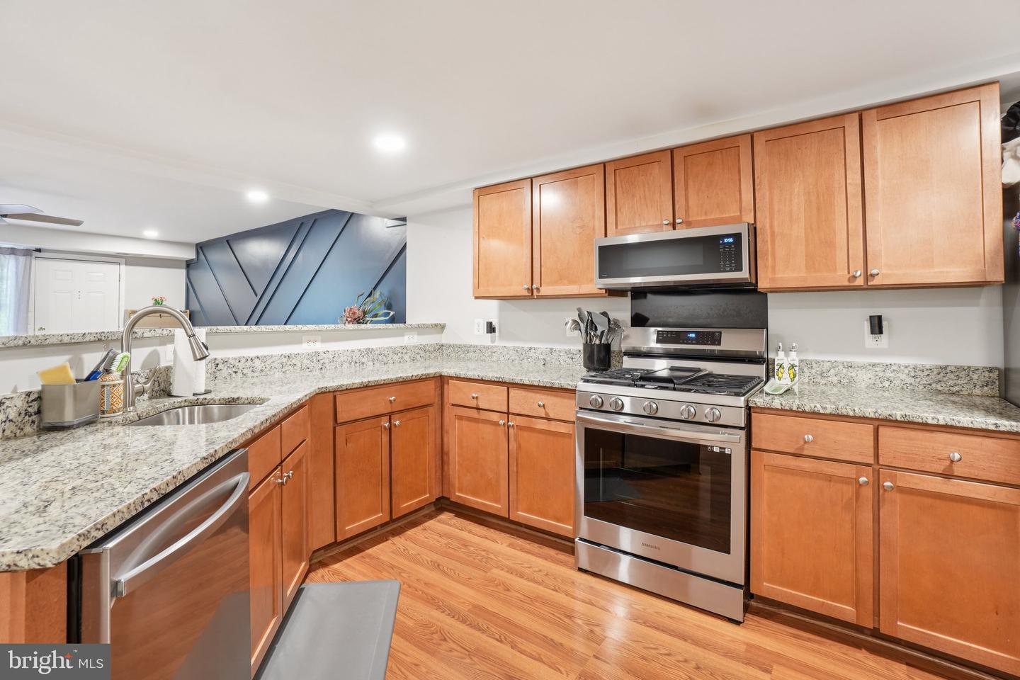 1501-B N VAN DORN ST, ALEXANDRIA, Virginia 22304, 1 Bedroom Bedrooms, ,1 BathroomBathrooms,Residential,For sale,1501-B N VAN DORN ST,VAAX2047426 MLS # VAAX2047426