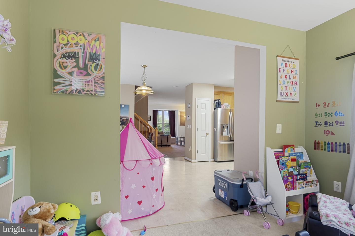 9725 CHESHIRE RIDGE CIR, MANASSAS, Virginia 20110, 3 Bedrooms Bedrooms, ,2 BathroomsBathrooms,Residential,For sale,9725 CHESHIRE RIDGE CIR,VAPW2099166 MLS # VAPW2099166
