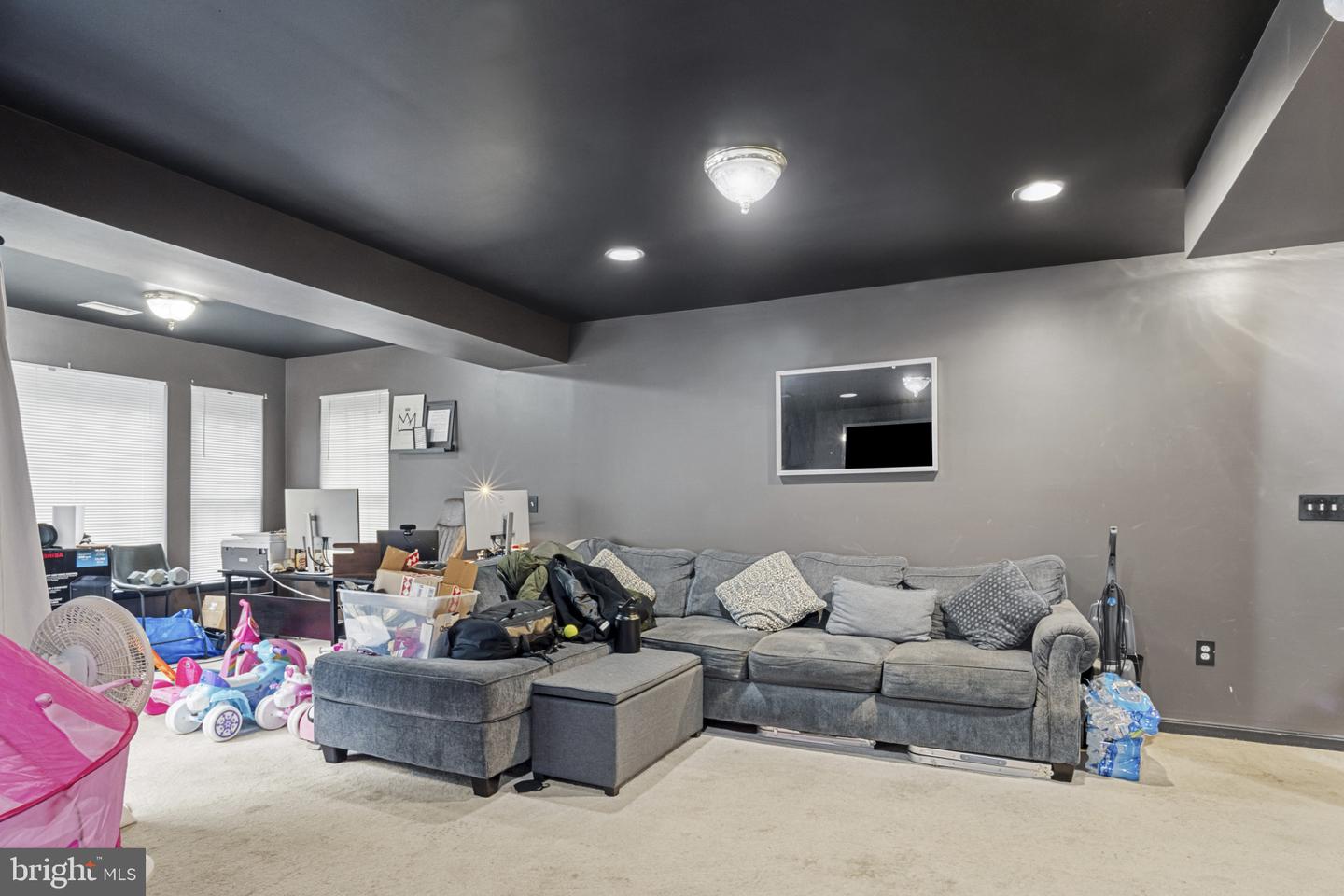 9725 CHESHIRE RIDGE CIR, MANASSAS, Virginia 20110, 3 Bedrooms Bedrooms, ,2 BathroomsBathrooms,Residential,For sale,9725 CHESHIRE RIDGE CIR,VAPW2099166 MLS # VAPW2099166