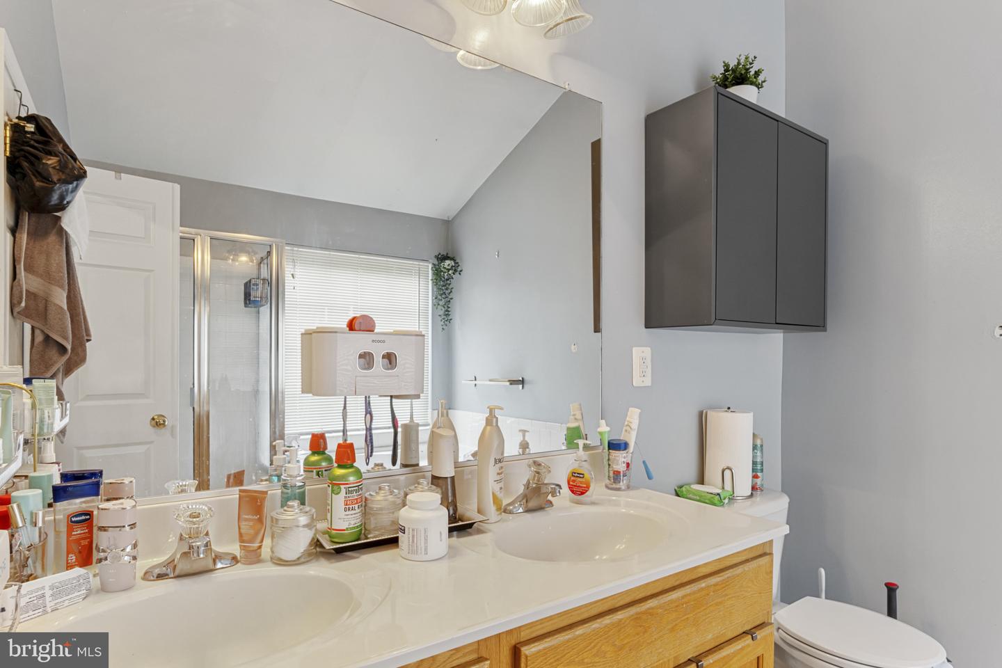 9725 CHESHIRE RIDGE CIR, MANASSAS, Virginia 20110, 3 Bedrooms Bedrooms, ,2 BathroomsBathrooms,Residential,For sale,9725 CHESHIRE RIDGE CIR,VAPW2099166 MLS # VAPW2099166
