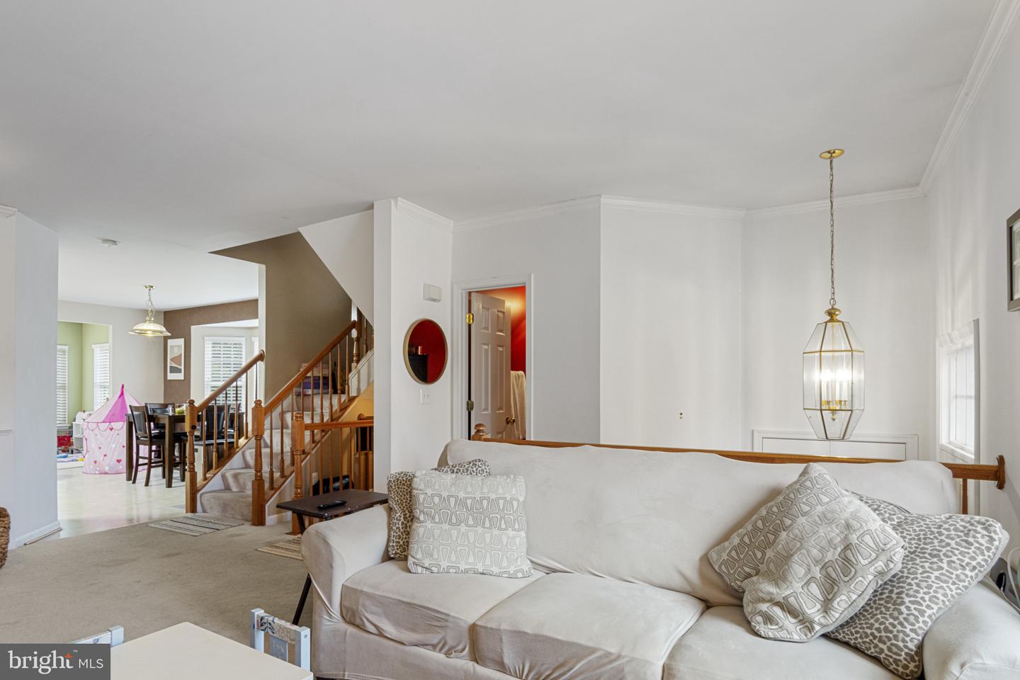 9725 CHESHIRE RIDGE CIR, MANASSAS, Virginia 20110, 3 Bedrooms Bedrooms, ,2 BathroomsBathrooms,Residential,For sale,9725 CHESHIRE RIDGE CIR,VAPW2099166 MLS # VAPW2099166