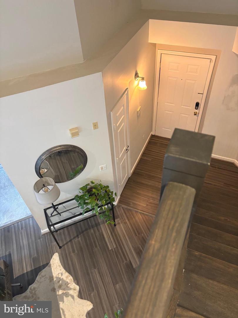 5924 FOUNDERS HILL DR #302, ALEXANDRIA, Virginia 22310, 3 Bedrooms Bedrooms, ,3 BathroomsBathrooms,Residential,For sale,5924 FOUNDERS HILL DR #302,VAFX2255558 MLS # VAFX2255558