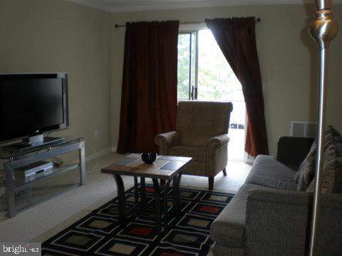 14800 RYDELL RD #202, CENTREVILLE, Virginia 20121, 1 Bedroom Bedrooms, ,1 BathroomBathrooms,Residential,For sale,14800 RYDELL RD #202,VAFX2255572 MLS # VAFX2255572