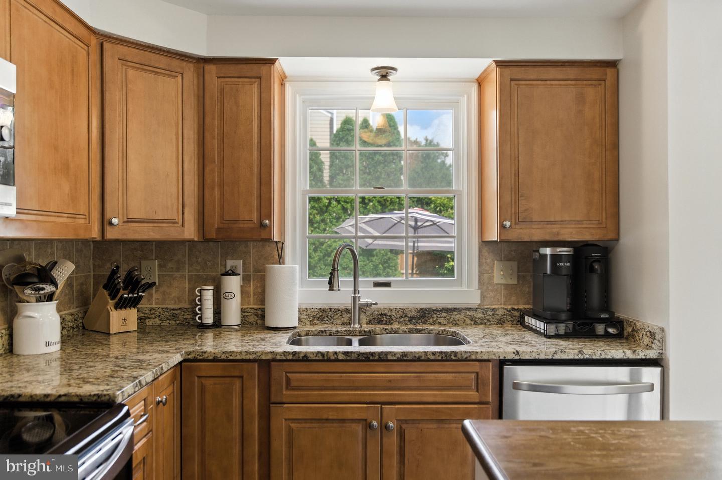 330 S 15TH ST, PURCELLVILLE, Virginia 20132, 4 Bedrooms Bedrooms, ,3 BathroomsBathrooms,Residential,For sale,330 S 15TH ST,VALO2102264 MLS # VALO2102264