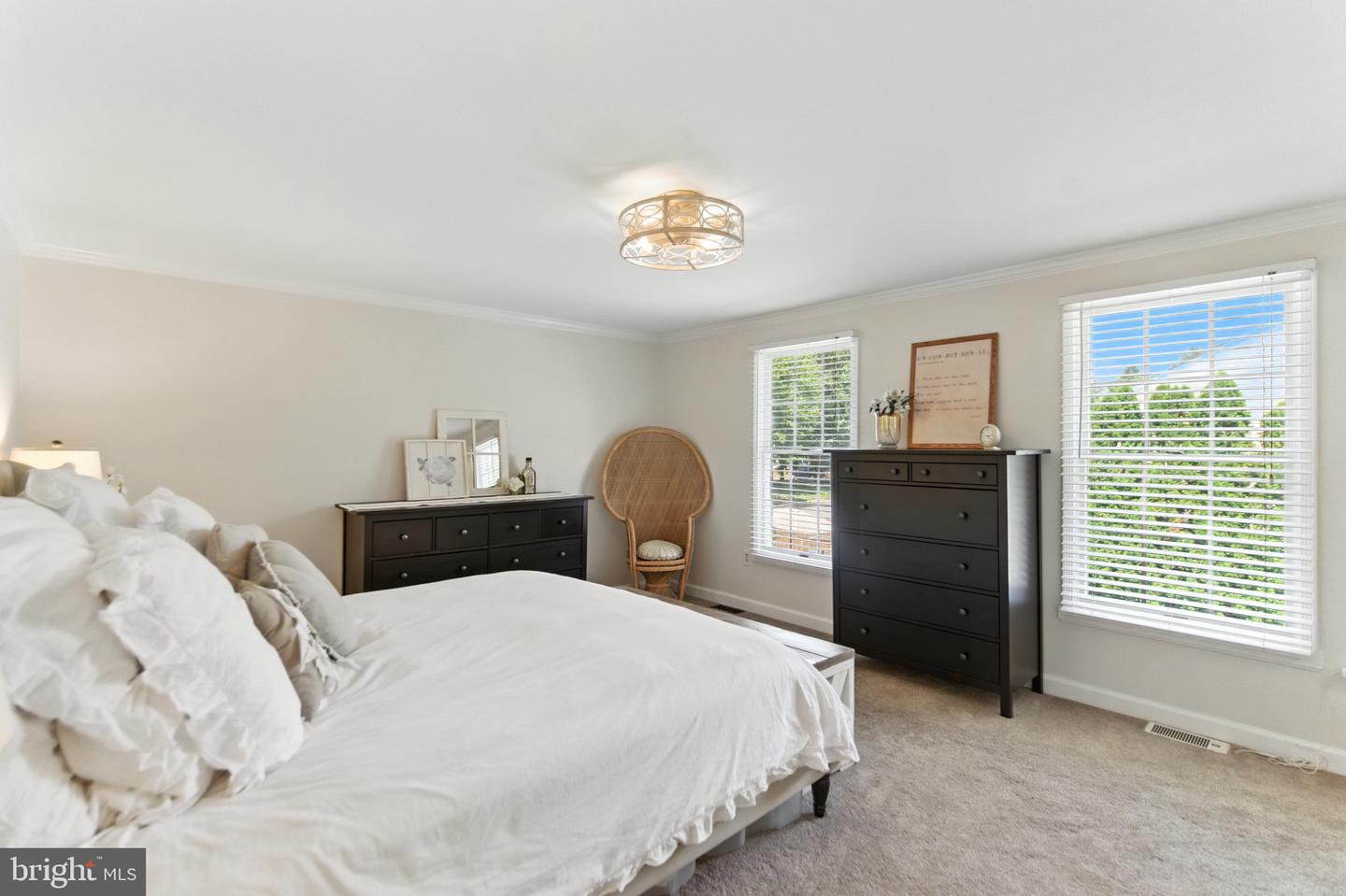 330 S 15TH ST, PURCELLVILLE, Virginia 20132, 4 Bedrooms Bedrooms, ,3 BathroomsBathrooms,Residential,For sale,330 S 15TH ST,VALO2102264 MLS # VALO2102264