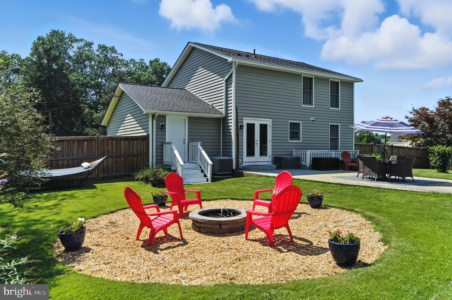 330 S 15TH ST, PURCELLVILLE, Virginia 20132, 4 Bedrooms Bedrooms, ,3 BathroomsBathrooms,Residential,For sale,330 S 15TH ST,VALO2102264 MLS # VALO2102264
